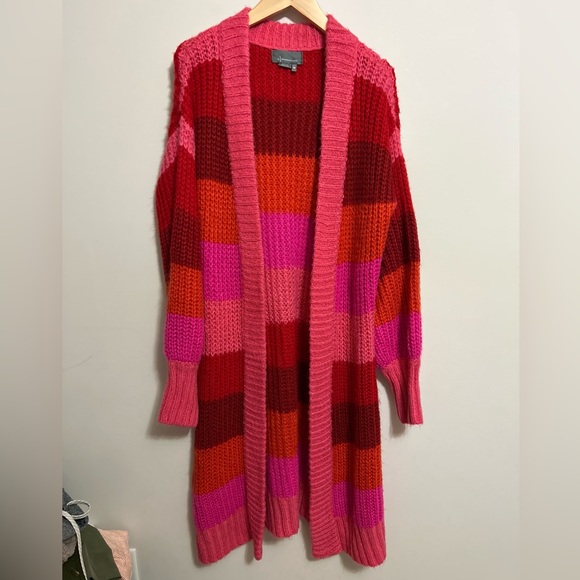 ⭐️Anthropologie Red Pink Stripes Cardigan⭐️ - Picture 2 of 4